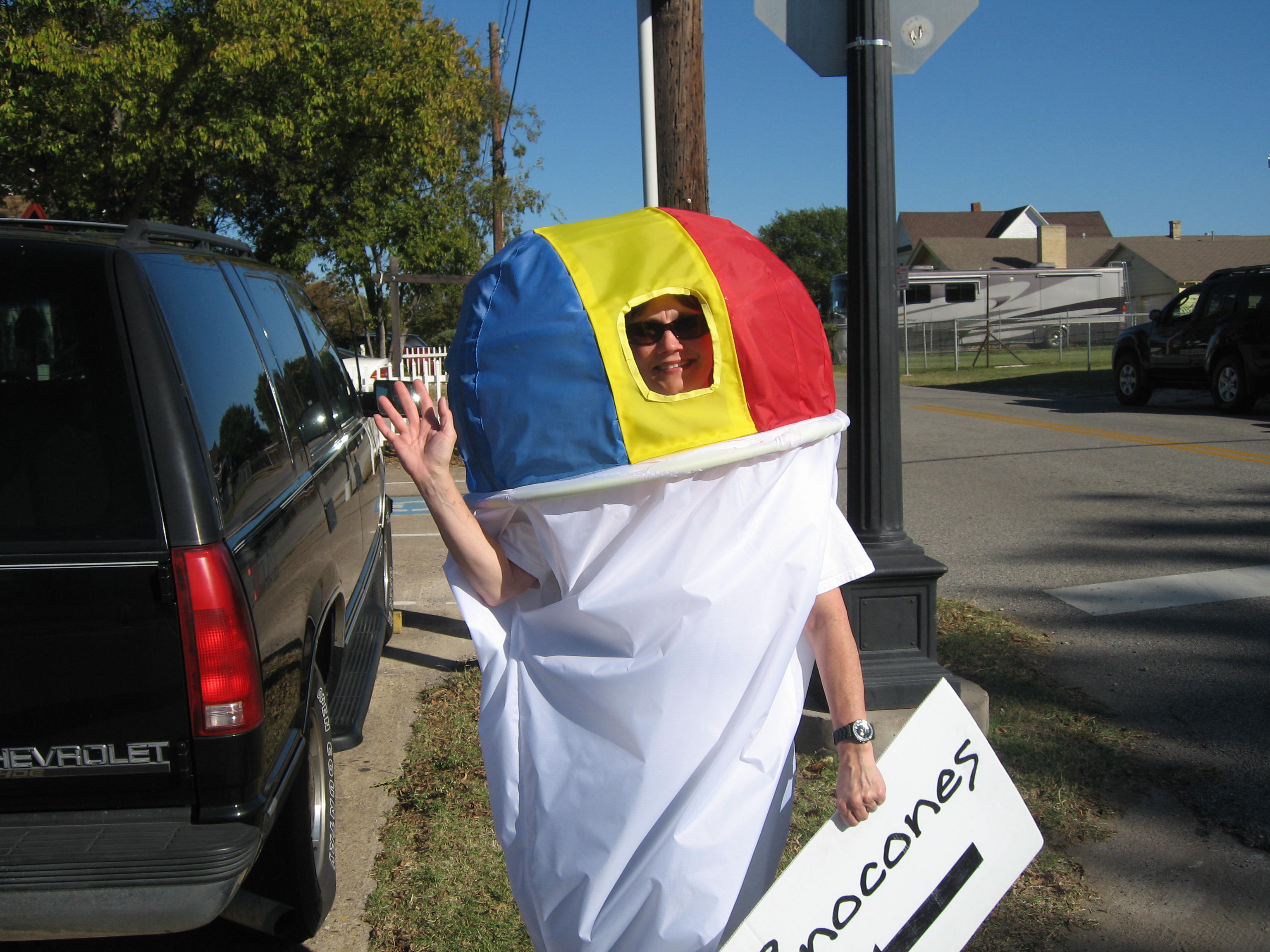 scare on the square 068